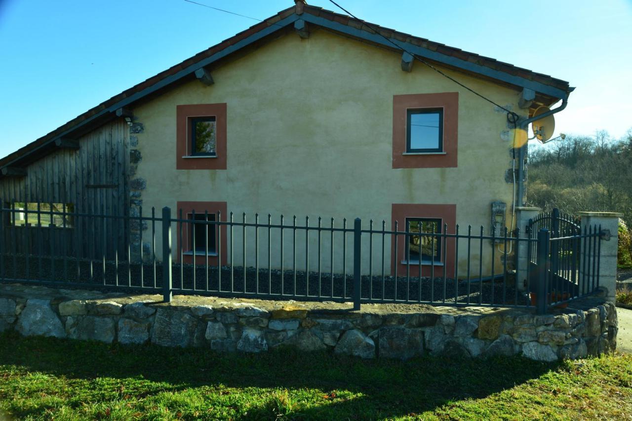 La Pensee Sauvage, Accueil, Partage Et Ressourcement A La Ferme Rimont Exteriör bild